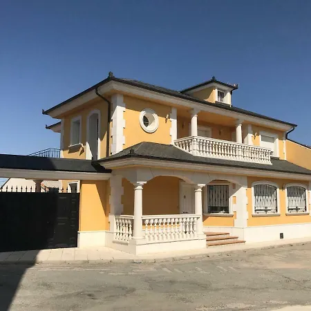 Vakantiehuis Luxury Jemenuno